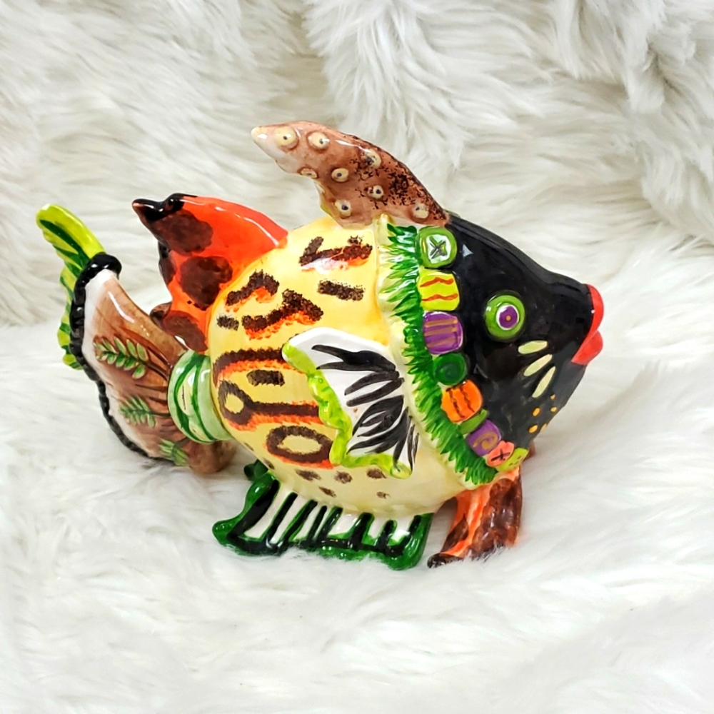 Westland Giftware Fish decor "Outta Water" Jungle Collectible Fish